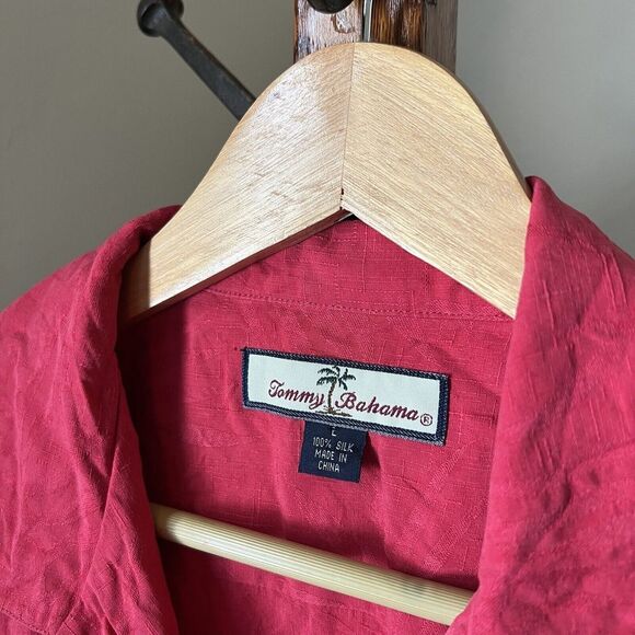 Tommy Bahama Mens Large 100% Silk Hawaiian Camp Shirt Red Floral - Picture 5 of 10